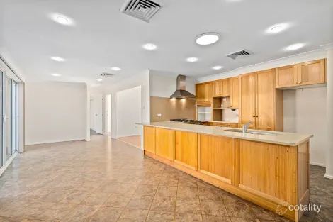 Property photo of 10 Malvern Close St Johns Park NSW 2176