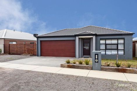 11 Mulga Ave, Epsom, VIC 3551