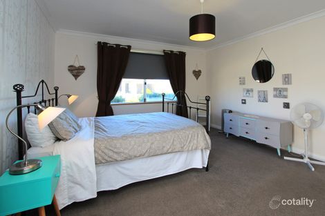 Property photo of 11 Figtree Way Jurien Bay WA 6516