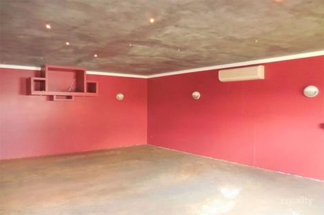 Property photo of 8 Mahogany Street Newtown QLD 4350