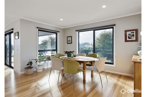 Property photo of 11 Aaron Court Drouin VIC 3818