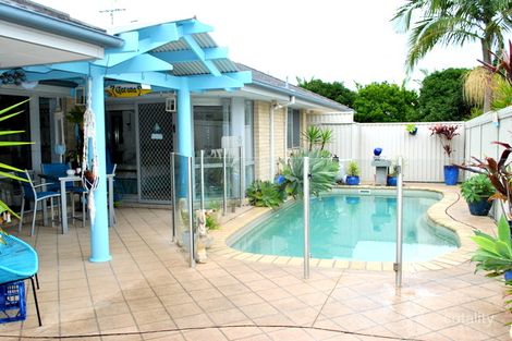 Property photo of 2 Spinnaker Place Lake Munmorah NSW 2259