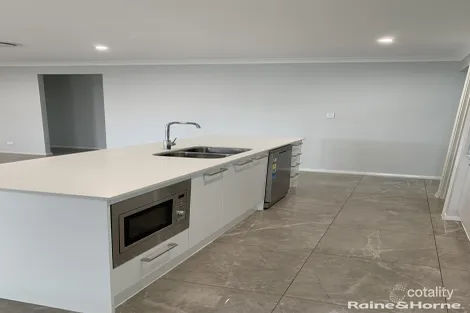 Property photo of 32 Maxted Street Renwick NSW 2575