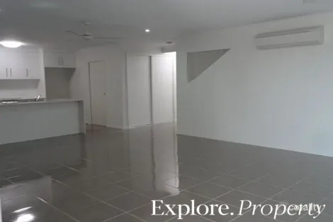 Property photo of 3 Lancaster Way Ooralea QLD 4740