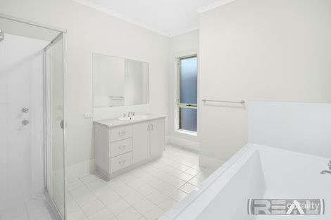 Property photo of 85 Lakeside Drive Andrews Farm SA 5114
