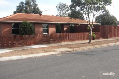 Property photo of 18 Parrakeet Road Werribee VIC 3030