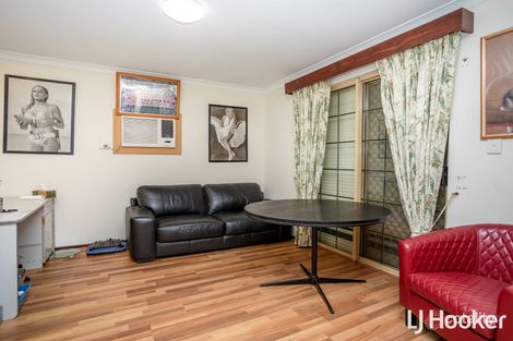 Property photo of 1/9 Mathoura Street Midland WA 6056