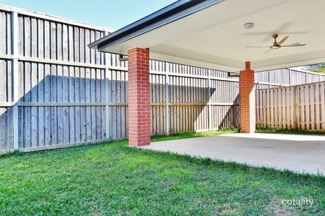 Property photo of 52 Merimbula Crescent Fitzgibbon QLD 4018