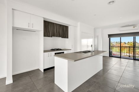 Property photo of 8B Timbarra Drive Werribee VIC 3030