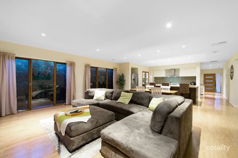 Property photo of 11 Zeus Avenue Cranbourne West VIC 3977