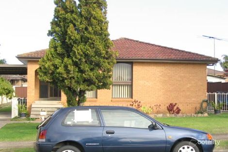 17 Morna St, Greenfield Park, NSW 2176