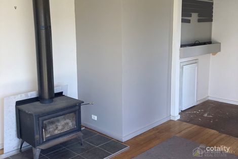 Property photo of 10 Donald Court Traralgon VIC 3844