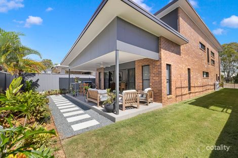 Property photo of 18 Ormiston Grove Ormiston QLD 4160