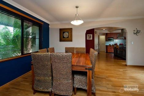 Property photo of 30 Warringah Close Kallaroo WA 6025