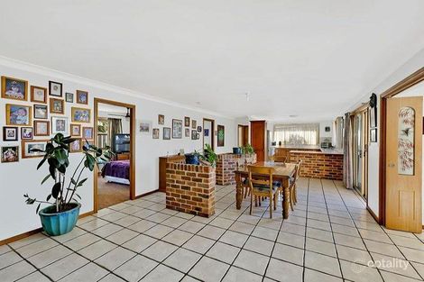 Property photo of 69 Dampier Boulevard Killarney Vale NSW 2261