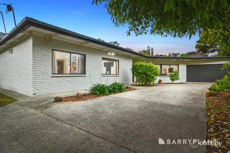 Property photo of 14 Valetta Crescent Knoxfield VIC 3180