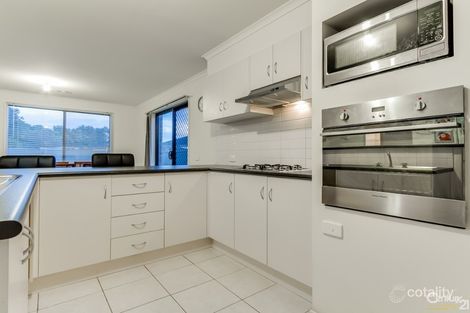 Property photo of 21 Maddock Drive Cranbourne East VIC 3977