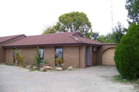 1/2 Johnston St, Alexandra, VIC 3714