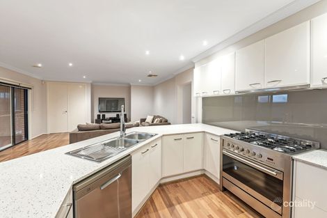 Property photo of 14 Clarence Way Taylors Hill VIC 3037