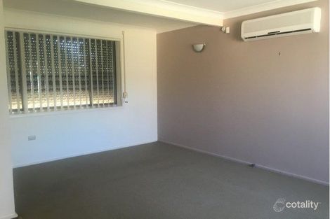Property photo of 33 Rushton Drive Kanahooka NSW 2530