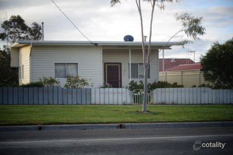Property photo of 38 Victoria Street Eaglehawk VIC 3556