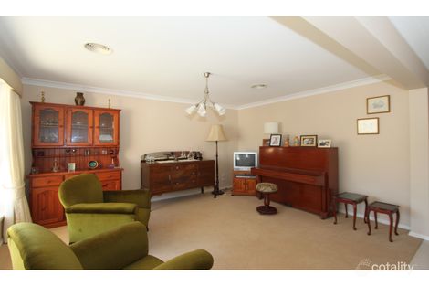 Property photo of 8 Jarrah Court Kelso NSW 2795