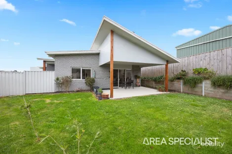 Property photo of 5 Fox Grove Korumburra VIC 3950