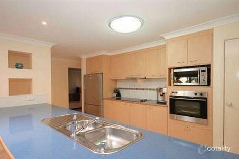 18 Westaway Cres, Bellbowrie, QLD 4070