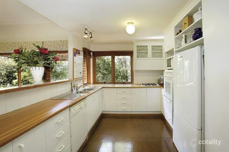 Property photo of 36 Sevenoaks Street Balwyn VIC 3103