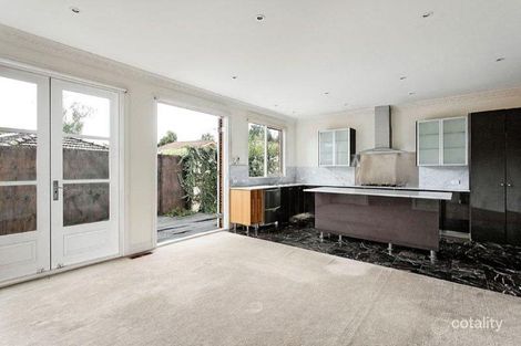 Property photo of 2/4 Ballamore Crescent Doncaster VIC 3108