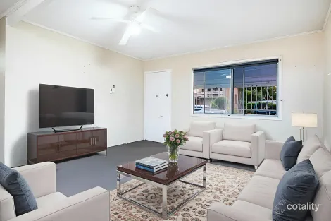 Property photo of 16 Dindi Street Underwood QLD 4119