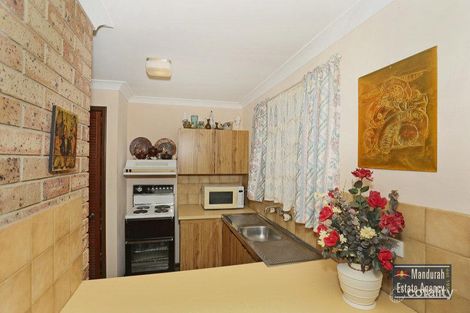 Property photo of 7 Sussex Place Halls Head WA 6210