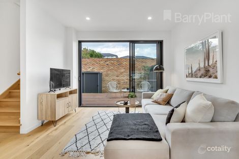 Property photo of 3/68 St Vigeons Road Reservoir VIC 3073