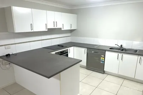 Property photo of 8 Lord Memerambi QLD 4610
