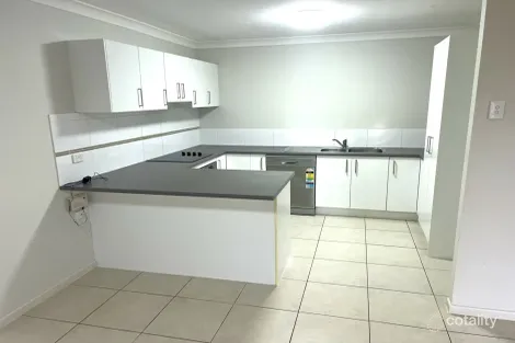 Property photo of 8 Lord Memerambi QLD 4610
