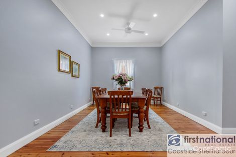 Property photo of 31 Reddall Parade Lake Illawarra NSW 2528