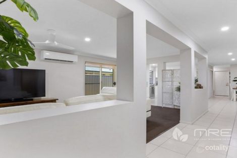 Property photo of 16 Whitehaven Drive Blacks Beach QLD 4740