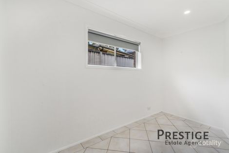 Property photo of 3 Drayton Place Edensor Park NSW 2176
