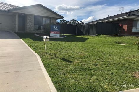 2/8 Schaefer Dr, Armidale, NSW 2350