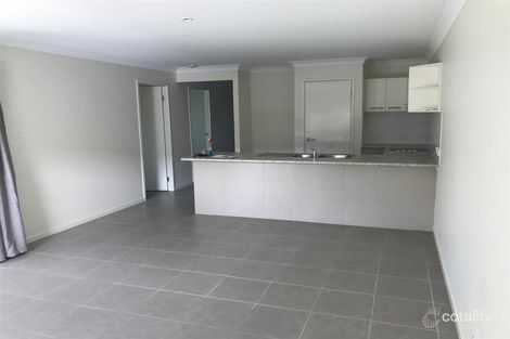 Property photo of 2/8 Schaefer Drive Armidale NSW 2350