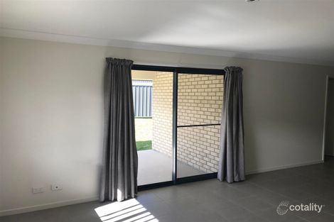 Property photo of 2/8 Schaefer Drive Armidale NSW 2350