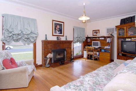 Property photo of 8 Pengana Avenue Glenroy VIC 3046