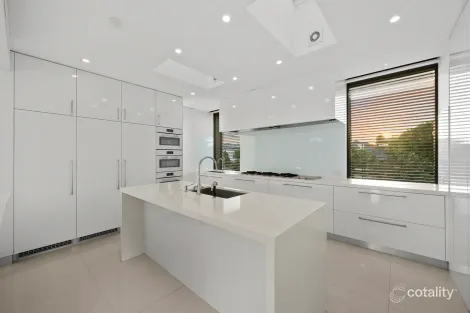 Property photo of 2102 The Circle Hope Island QLD 4212