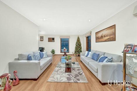 Property photo of 5 Steele Court Cranbourne North VIC 3977