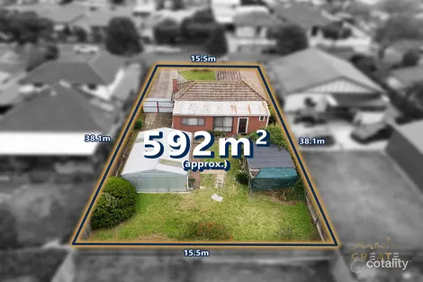 Property photo of 8 Tudor Road Sunshine North VIC 3020