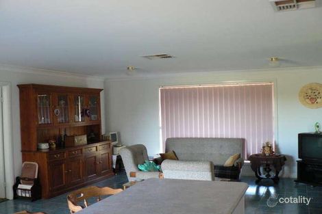 Property photo of 2R Debeaufort Drive Dubbo NSW 2830