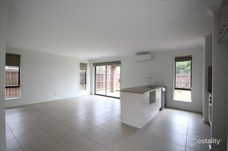 Property photo of 81 Wurrook Circuit North Geelong VIC 3215