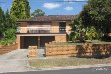 18 Centre Rd, Vermont, VIC 3133