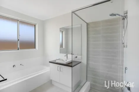 Property photo of 55 Persimmon Crescent Karnup WA 6176