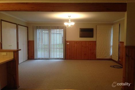 Property photo of 2 Peron Court Narre Warren VIC 3805